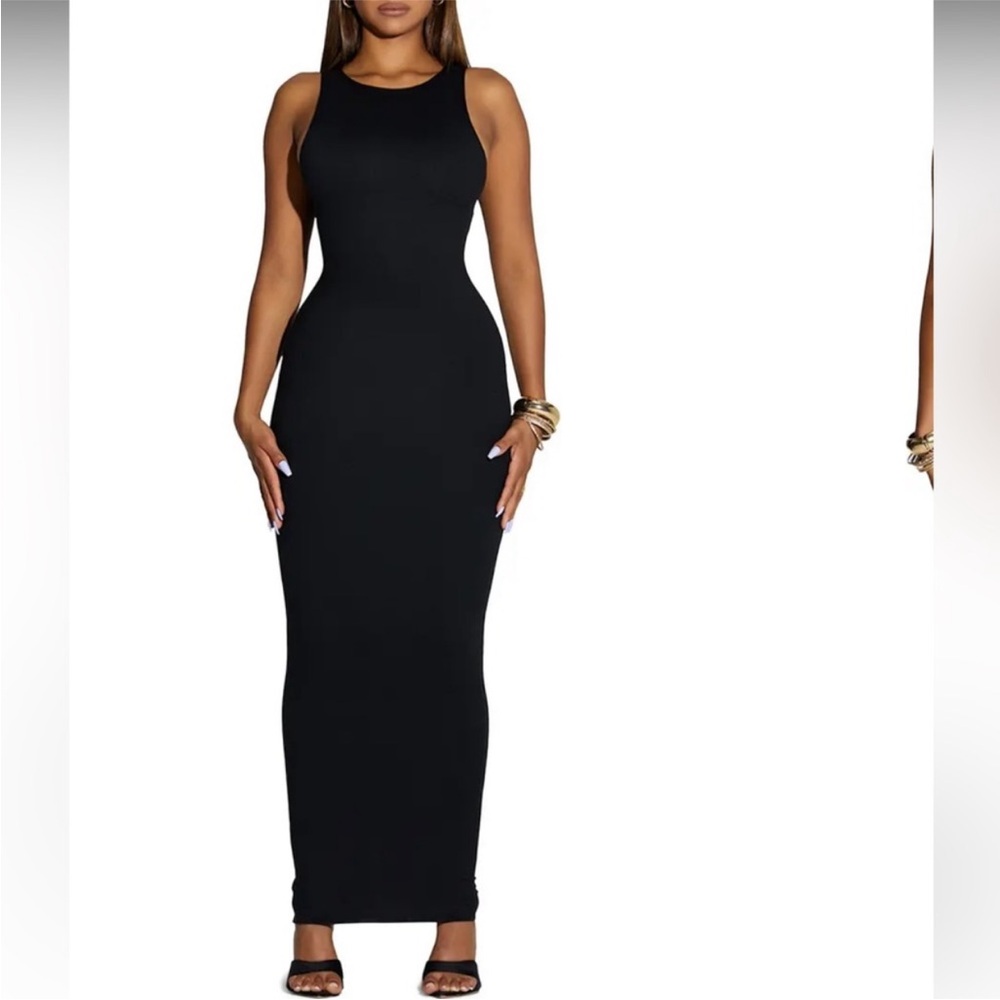 NAKED WARDROBE Sleeveless Body-Con Dress Size M
